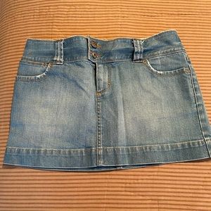 Vintage American Eagle Jean Mini Skirt. Size 4. Distressed around pockets. EUC